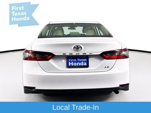 Used 2024 Toyota Camry LE image 6