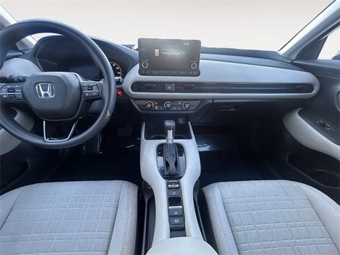 Used 2025 Honda HR-V LX image 10