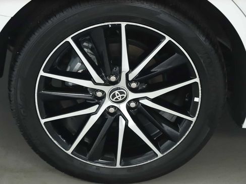 Used 2023 Toyota Camry SE AWD/4WD image 12
