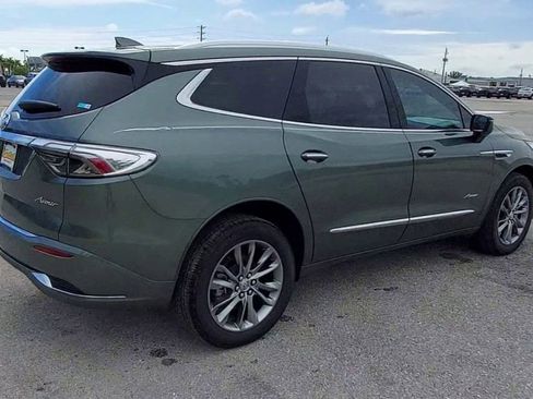 Used 2024 Buick Enclave Avenir w/ Avenir Technology Package image 8
