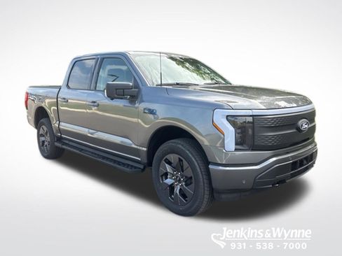 New 2025 Ford F150 Lightning Flash AWD/4WD image 4