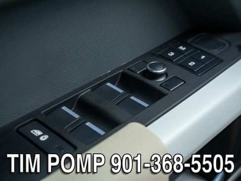Used 2020 Land Rover Defender 110 SE AWD/4WD image 26