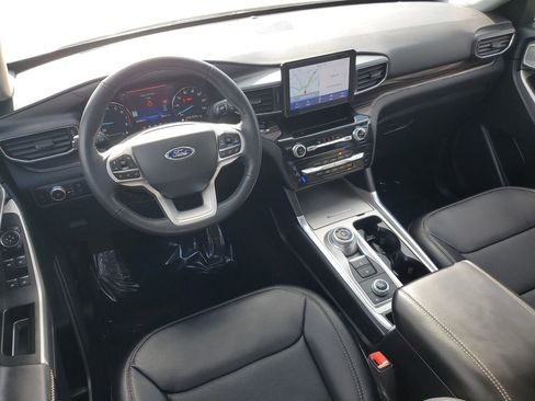 Used 2023 Ford Explorer Limited w/ Equipment Group 301A image 26