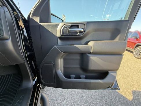 New 2026 Chevrolet Silverado 1500 Custom w/ Turbomax Blackout Package image 31