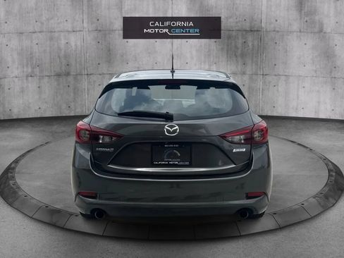 Used 2017 MAZDA MAZDA3 Touring FWD image 6