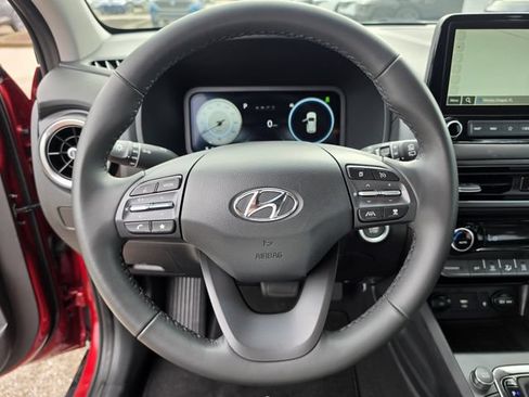 Used 2023 Hyundai Kona Limited AWD/4WD image 30