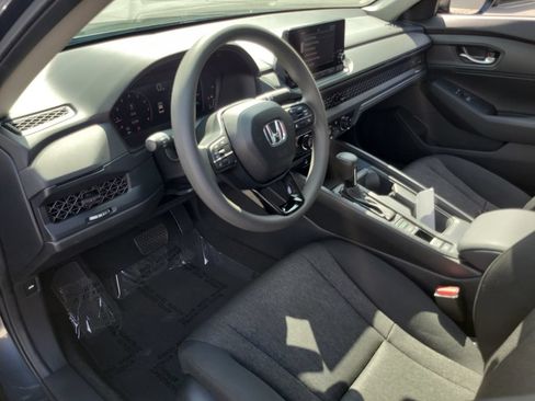 Certified 2025 Honda Accord LX image 18