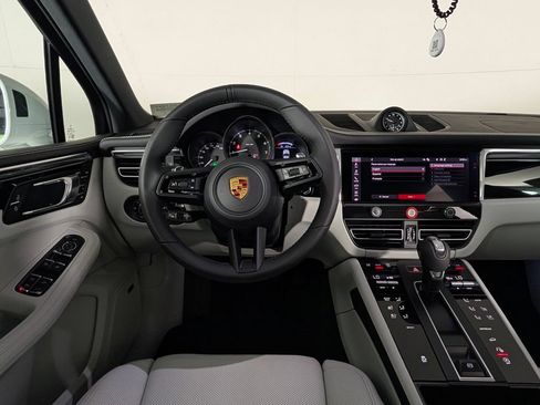 New 2026 Porsche Macan AWD/4WD image 21