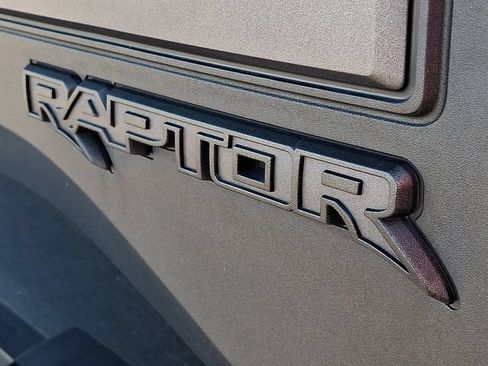 Used 2020 Ford F150 Raptor w/ Equipment Group 802A Luxury AWD/4WD image 32