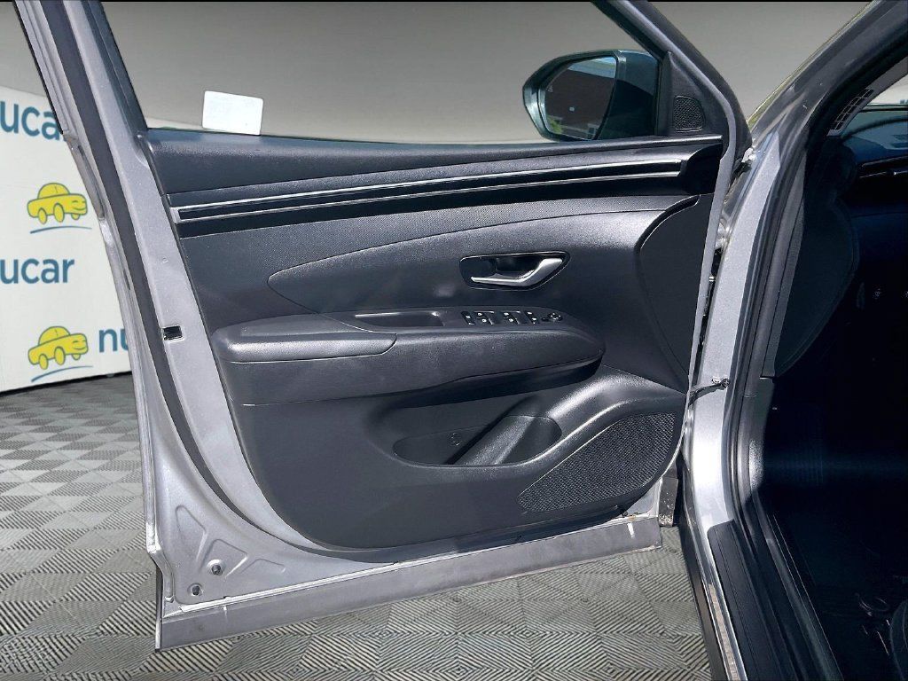 Used 2024 Hyundai Tucson SE AWD/4WD image 9