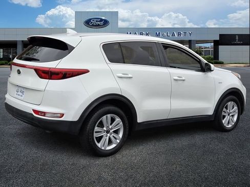 Used 2017 Kia Sportage LX AWD/4WD image 5