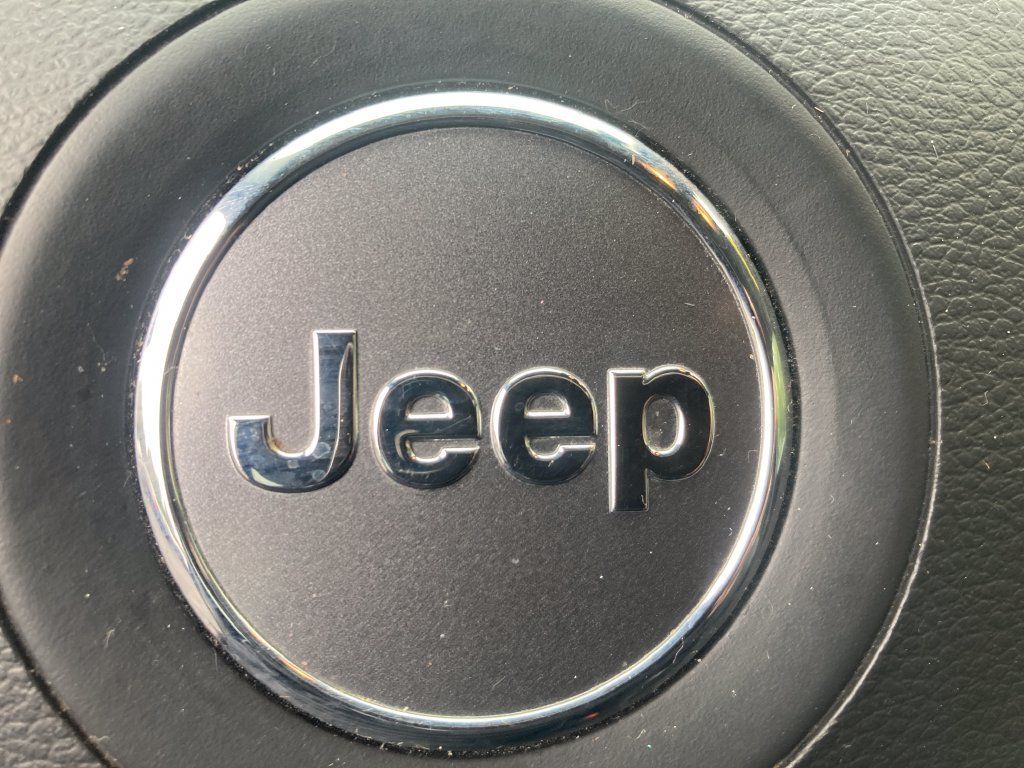 Used 2022 Jeep Cherokee Latitude Lux AWD/4WD image 28