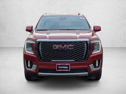Used 2023 GMC Yukon Denali w/ LPO, Floor Liner Package image 2