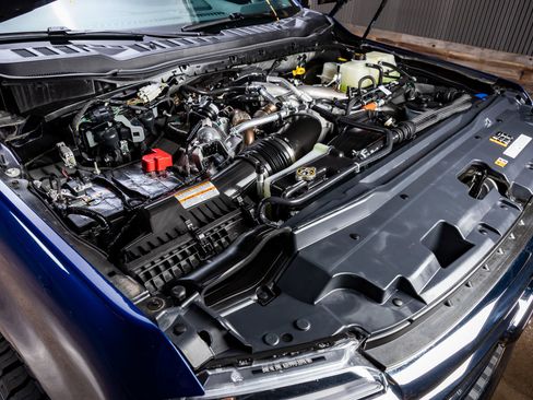 Used 2026 Ford F250 Lariat w/ Tremor Off-Road Package image 40