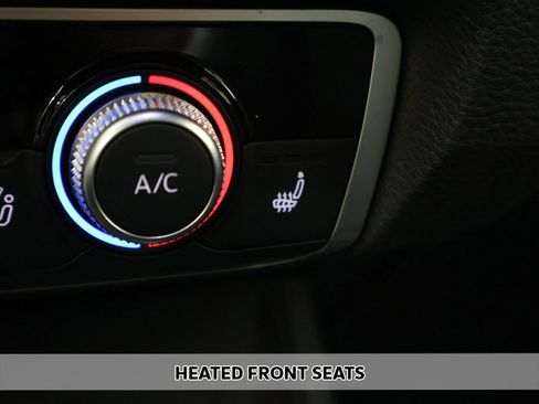 Used 2024 Audi Q3 2.0T Premium Plus w/ Premium Plus Package image 7