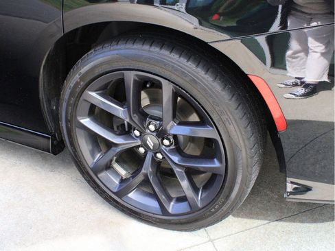 Used 2020 Dodge Charger R/T w/ Blacktop Package RWD image 13
