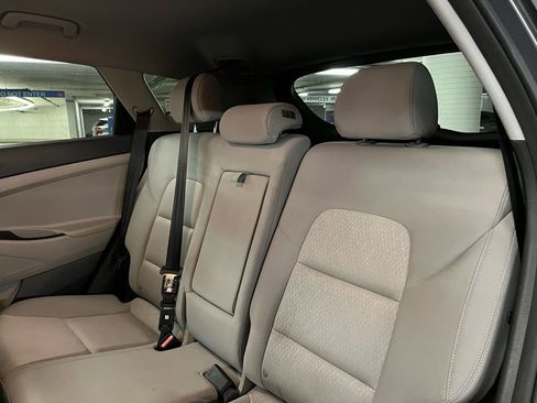 Used 2018 Hyundai Tucson SEL image 16