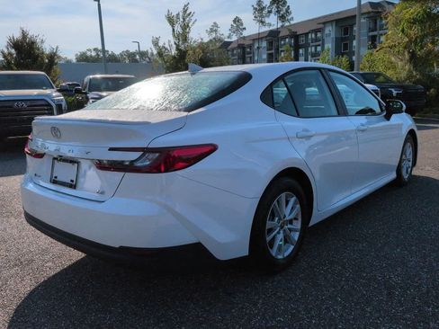 Used 2026 Toyota Camry LE w/ Convenience Package FWD image 6