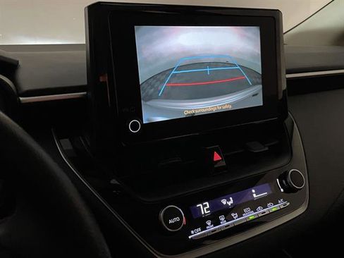 Certified 2025 Toyota Corolla LE image 17