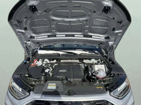 Certified 2025 Audi Q5 2.0T Premium Plus w/ Premium Plus Package AWD/4WD image 33