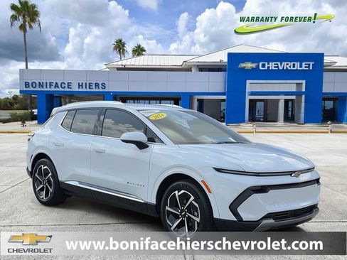 Used 2024 Chevrolet Equinox EV LT FWD image 1