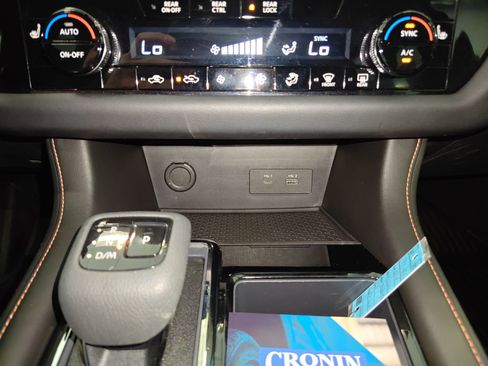 Used 2024 Nissan Pathfinder Rock Creek image 29