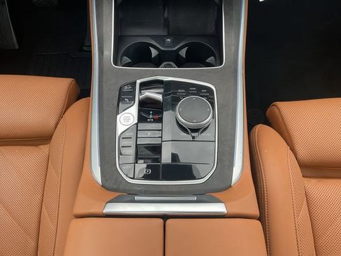Used 2024 BMW X5 sDrive40i w/ Parking Assistance Package RWD image 30