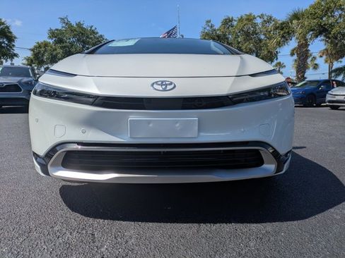 New 2026 Toyota Prius Plug-In Hybrid w/ Limited Premium Package FWD image 9