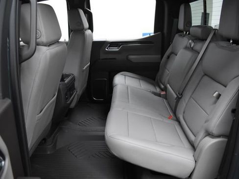 New 2026 Chevrolet Silverado 1500 LT Trail Boss w/ Safety Package image 29