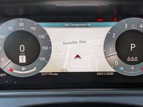 Certified 2026 Land Rover Range Rover Velar Dynamic SE image 11