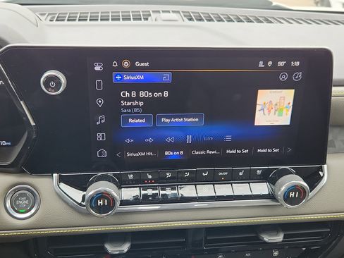 New 2026 Chevrolet Colorado ZR2 w/ ZR2 Bison Edition AWD/4WD image 17