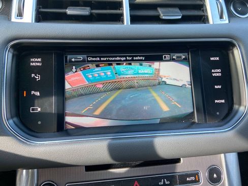 Used 2014 Land Rover Range Rover Sport HSE AWD/4WD image 14