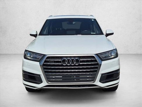 Used 2018 Audi Q7 3.0T Premium Plus w/ Premium Plus Package AWD/4WD image 2