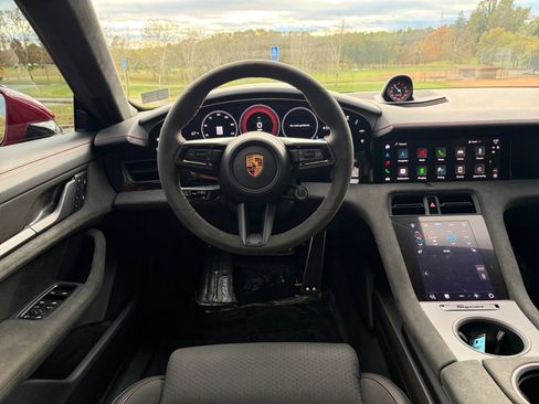 New 2025 Porsche Taycan GTS image 12