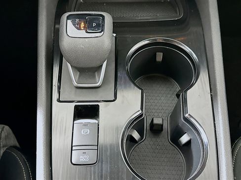 Used 2023 Nissan Rogue SV image 24