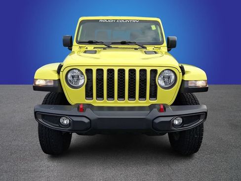 Used 2023 Jeep Gladiator Rubicon w/ Cold Weather Group AWD/4WD image 2