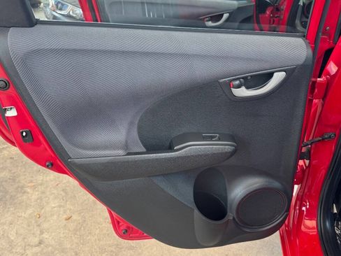 Used 2013 Honda Fit image 17