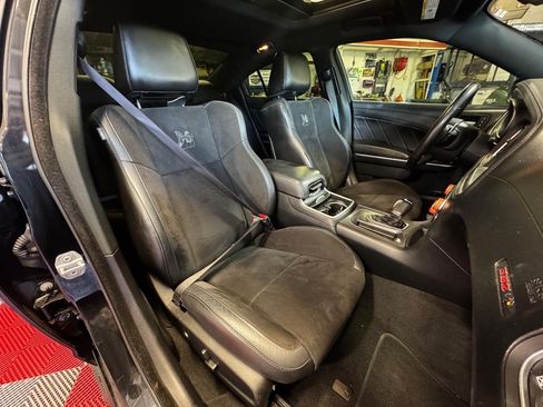 Used 2021 Dodge Charger Scat Pack w/ Plus Group RWD image 10
