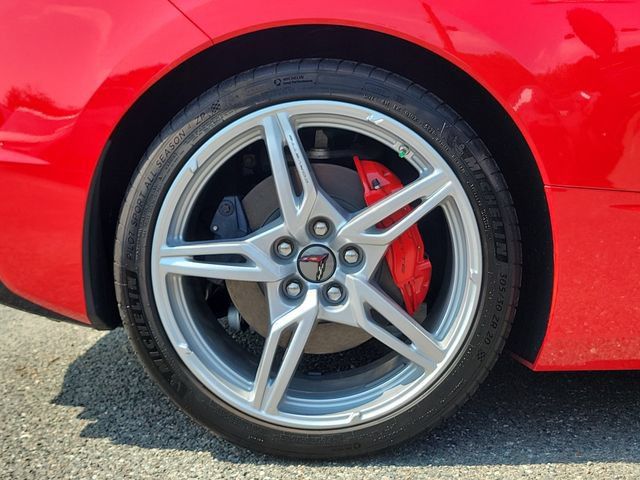 Certified 2021 Chevrolet Corvette Stingray Coupe w/ Chrome Exterior Badge Package RWD image 7