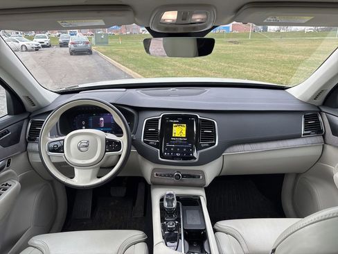 Used 2023 Volvo XC90 T8 Ultimate image 20