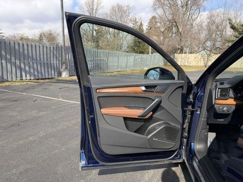 Certified 2022 Audi Q5 2.0T Premium Plus w/ Premium Plus Package image 17