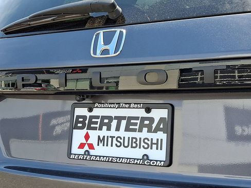 Used 2023 Honda Pilot Elite image 37