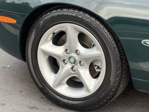 Used 2001 Jaguar XK8 Convertible RWD image 10