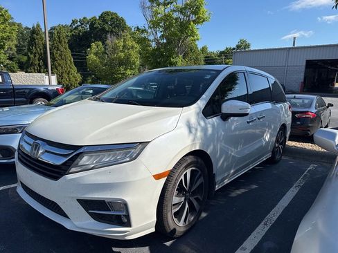 Used 2018 Honda Odyssey Elite image 1