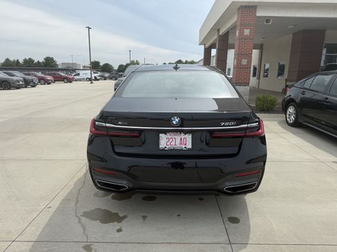 Used 2020 BMW 750i xDrive w/ Executive Package AWD/4WD image 6