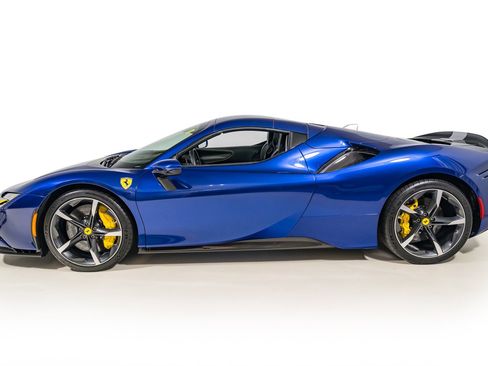 Certified 2022 Ferrari SF90 Spider AWD/4WD image 13