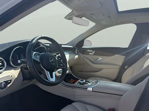 Used 2019 Mercedes-Benz C 300 4MATIC Sedan image 12