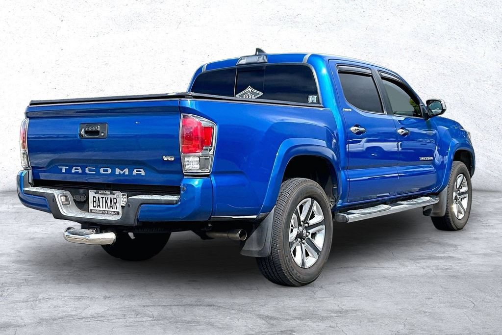 Used 2017 Toyota Tacoma Limited RWD image 2