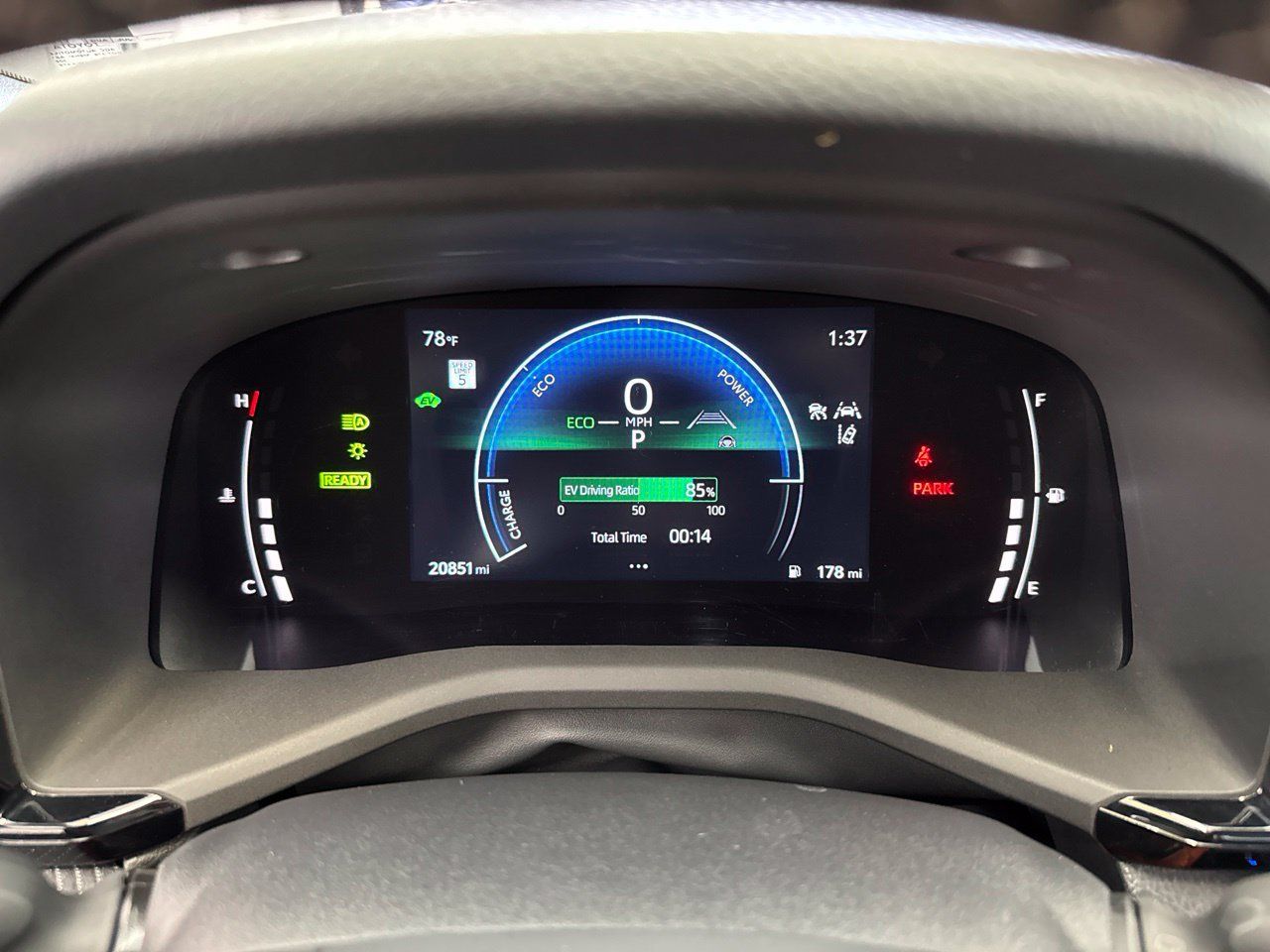 Used 2026 Toyota Camry SE w/ Multimedia Upgrade Package FWD image 16