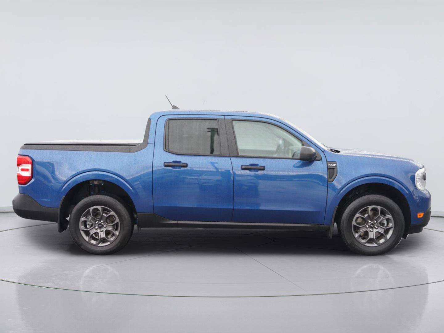 Used 2024 Ford Maverick XLT FWD image 5